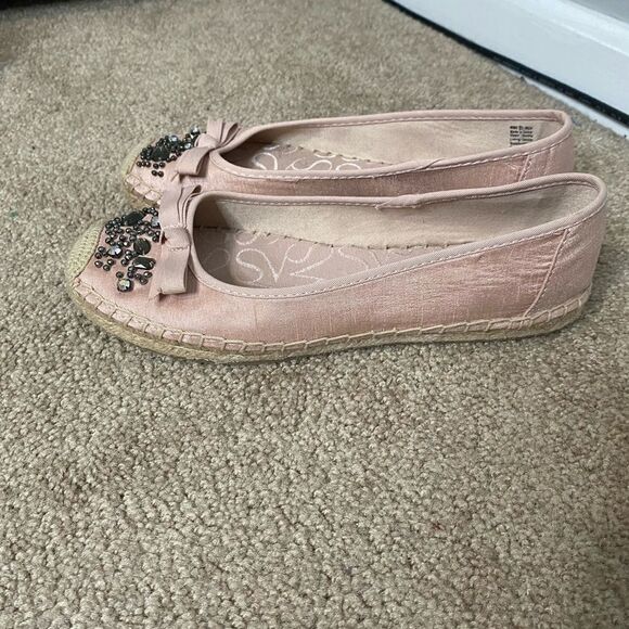 Simply Vera Vera Wang Blush Pink Embellished Espadrilles - Picture 3 of 5